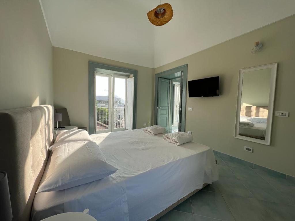 Hotel Palazzo Palumbo Procida Exterior foto