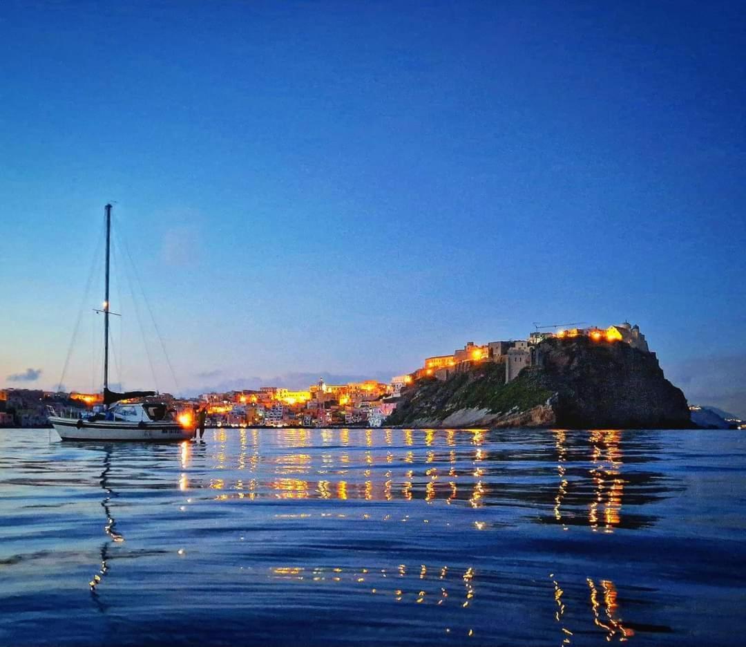 Hotel Palazzo Palumbo Procida Exterior foto