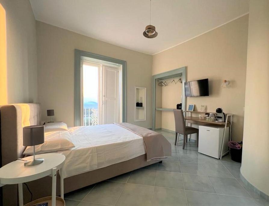 Hotel Palazzo Palumbo Procida Exterior foto