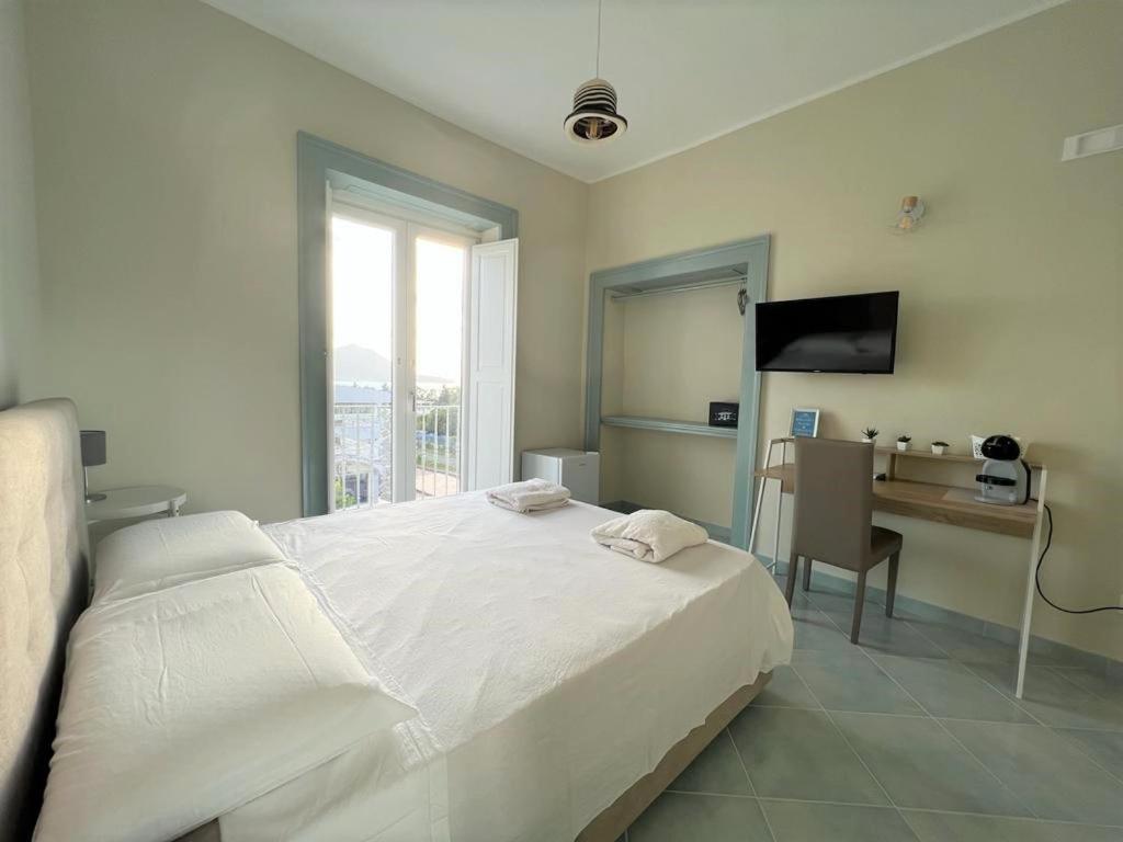 Hotel Palazzo Palumbo Procida Exterior foto