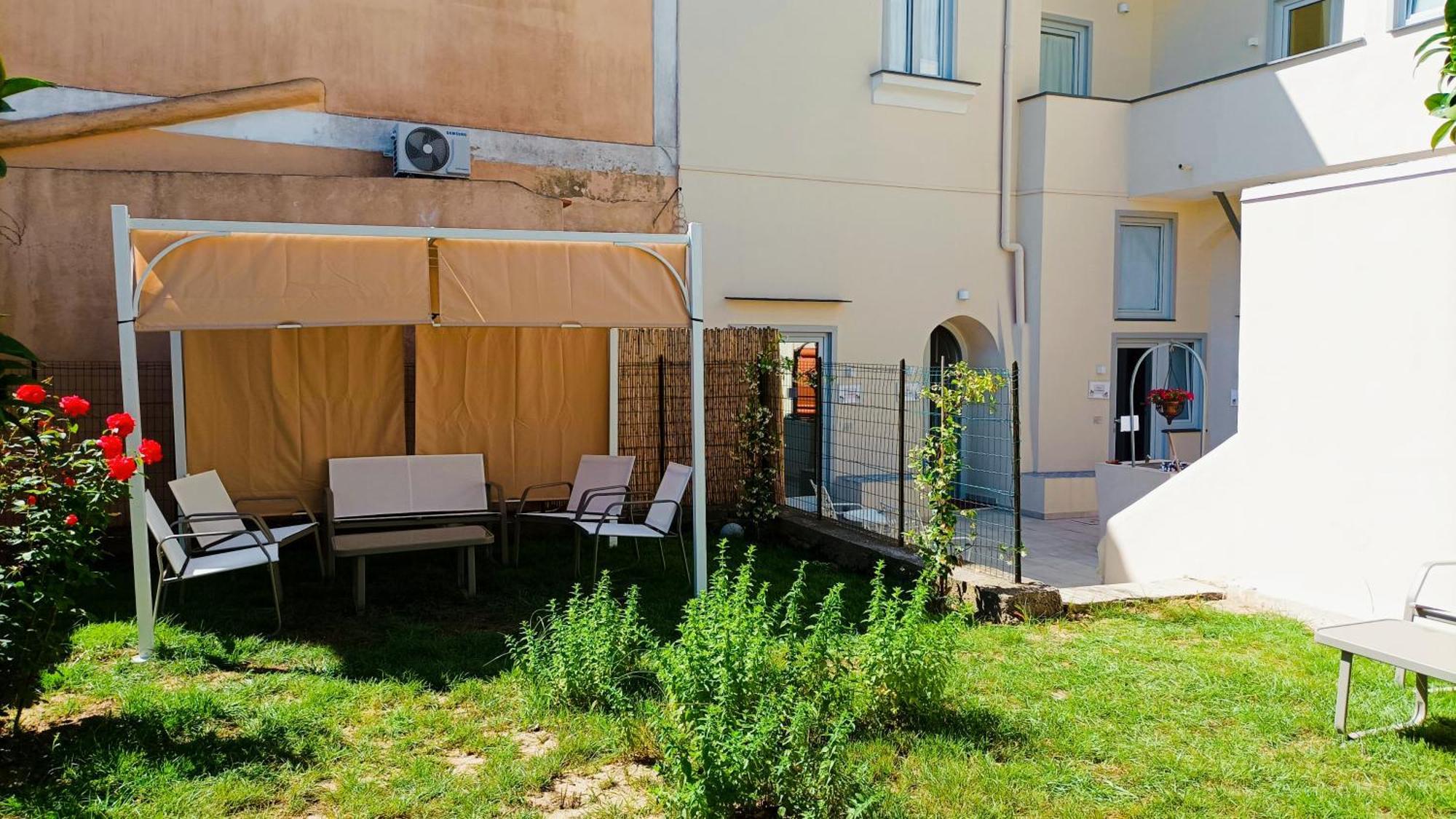 Hotel Palazzo Palumbo Procida Exterior foto